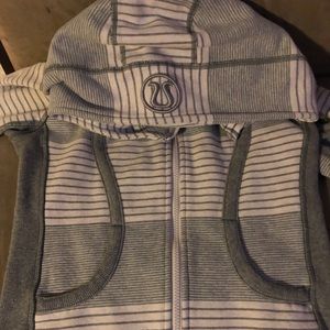 Lululemon sweatshirt